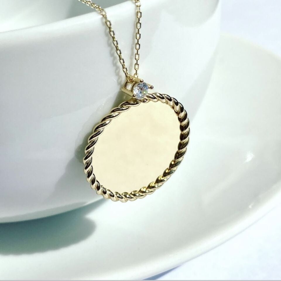 14 Ayar Altın İsim Yazılabilir Plaka Kolye – Golden Aura