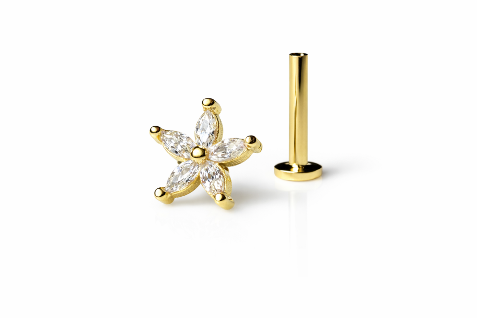 14 Ayar Altın Markiz Taşlı Tragus Piercing – Aurora Bloom Model Helix Uyumlu