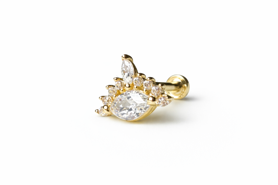 14 Ayar Altın Taç Piercing – Tragus & Helix Uyumlu Aurora Model