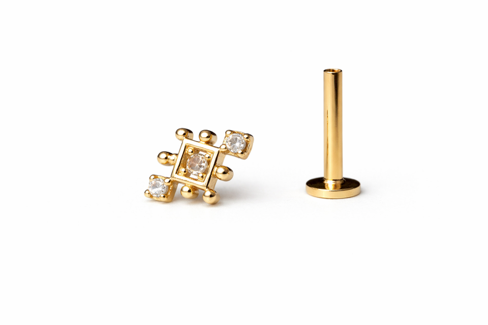 14 Ayar Aurora Frame Piercing