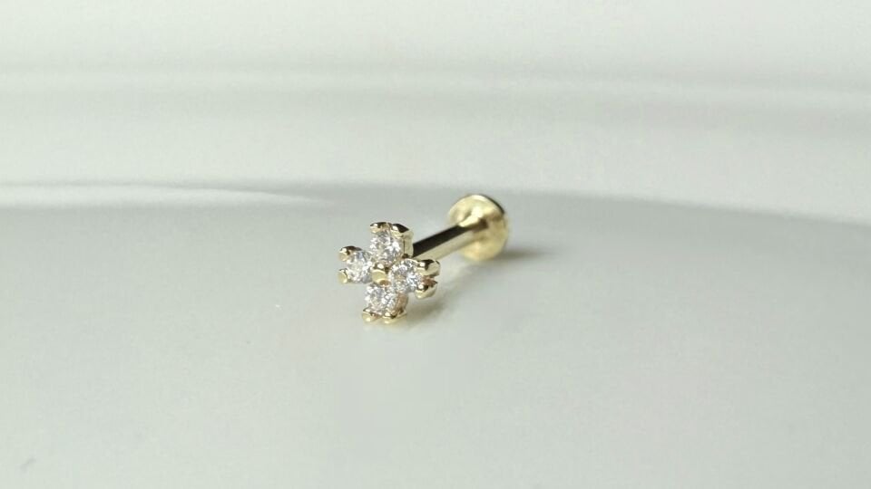 14 Ayar Altın Yonca Tragus Piercing